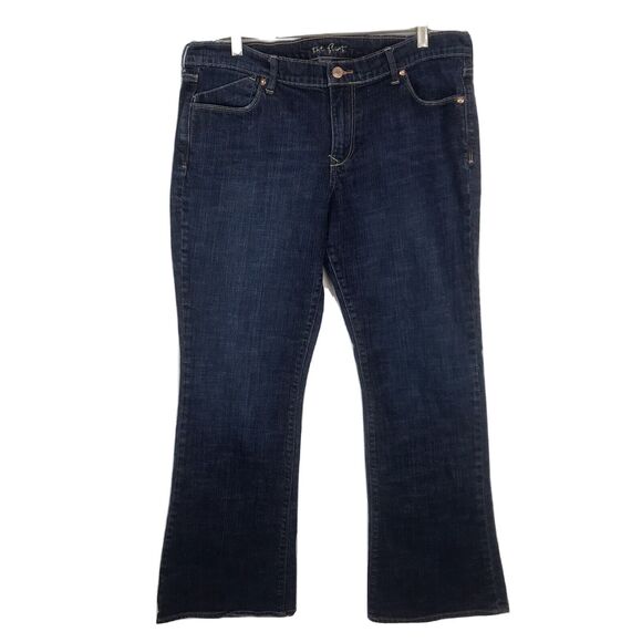 Old Navy Jeans The Flirt Mid Rise Flare‎ Stretch Denim Womens Size 14 Dark Wash - Picture 1 of 12